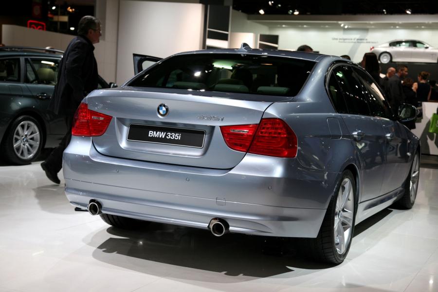  BMW 3-Series 2009 года  (фото 75 из 116)
